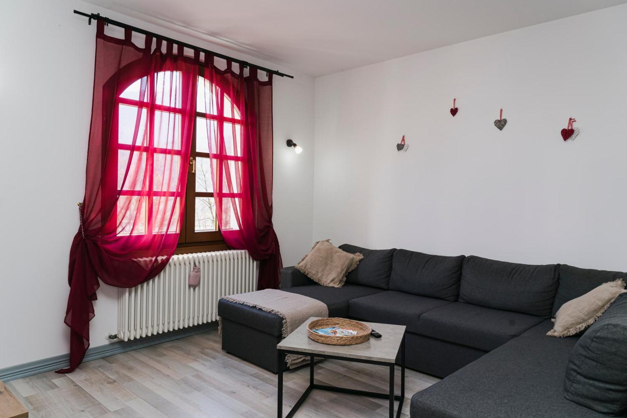 Al Borgo Apartment เปียตรามูราตา ภายนอก รูปภาพ