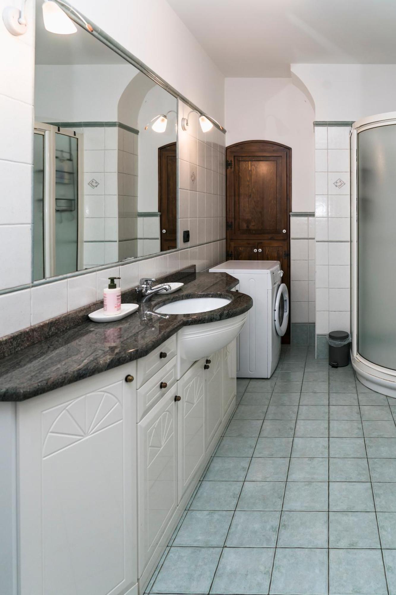 Al Borgo Apartment เปียตรามูราตา ภายนอก รูปภาพ